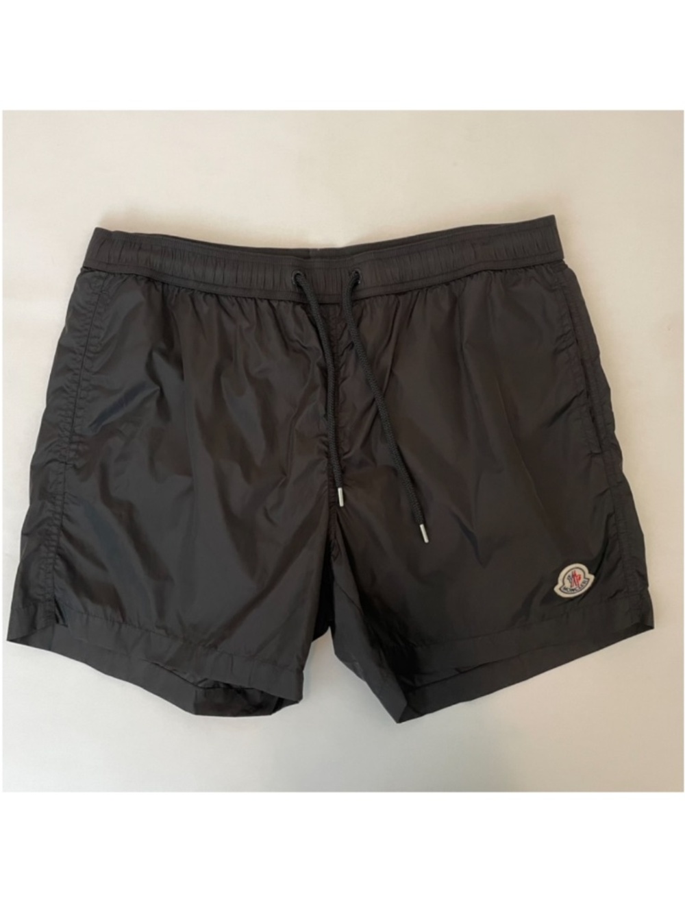NWOT Moncler Black Logo Patch Mid Length Swim Trunk Shorts Men's Large Authentic